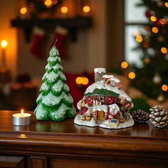 Vintage Christmas Village House Candy Cane Lane Cottage Snowy Holiday Decoration - Picture 6 of 8